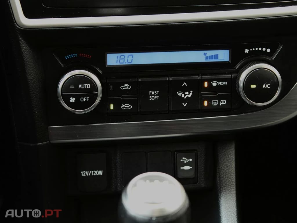 Toyota Auris 1.4 D-4D Exclusive+Navi