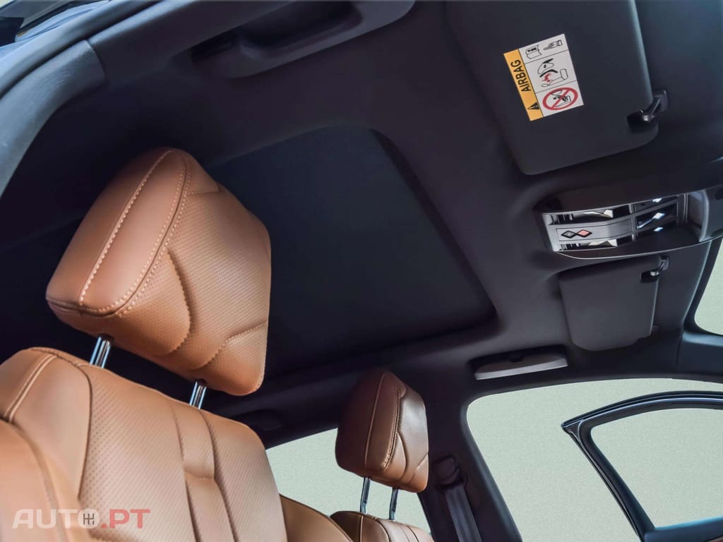 DS DS7 Crossback E-Tense 4x4 Opera EAT8