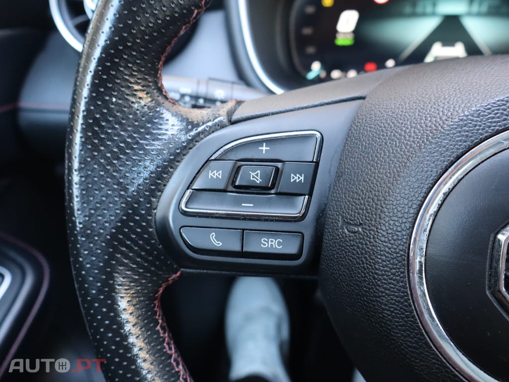 MG EHS 1.5 T-GDI Plug-in Hybrid Luxury