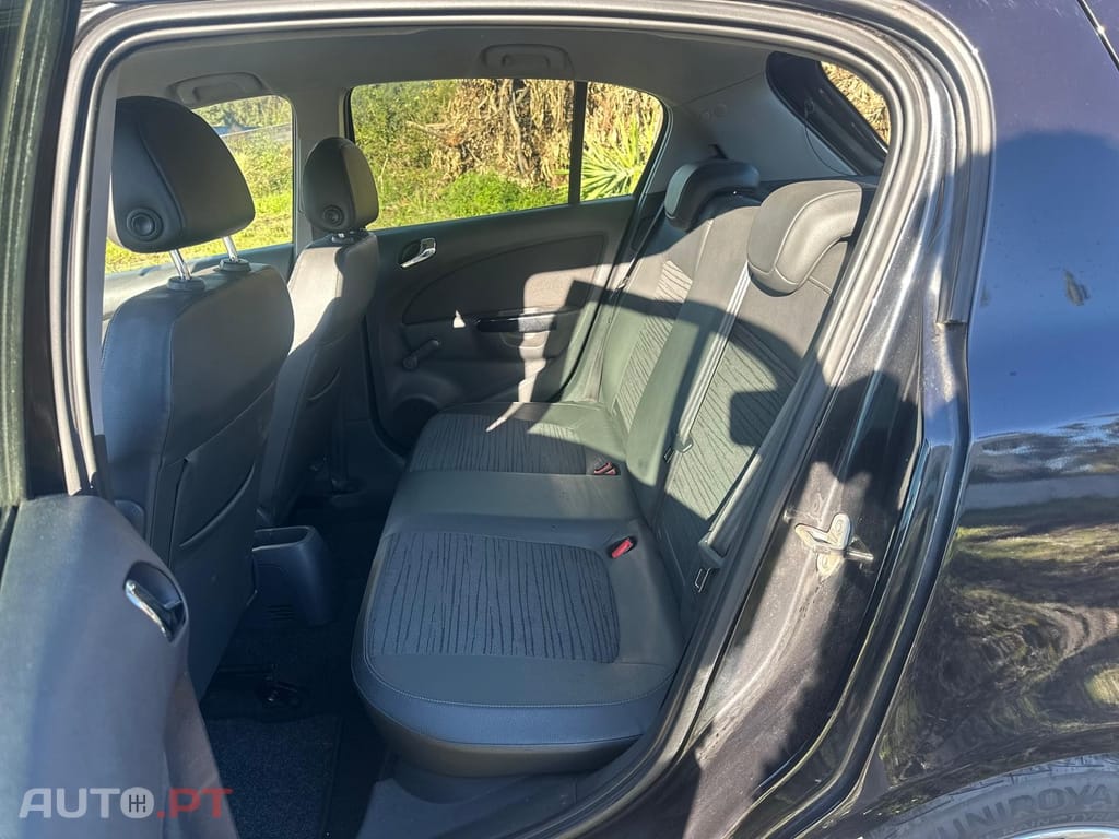 Opel Corsa 1.2 Enjoy S/S