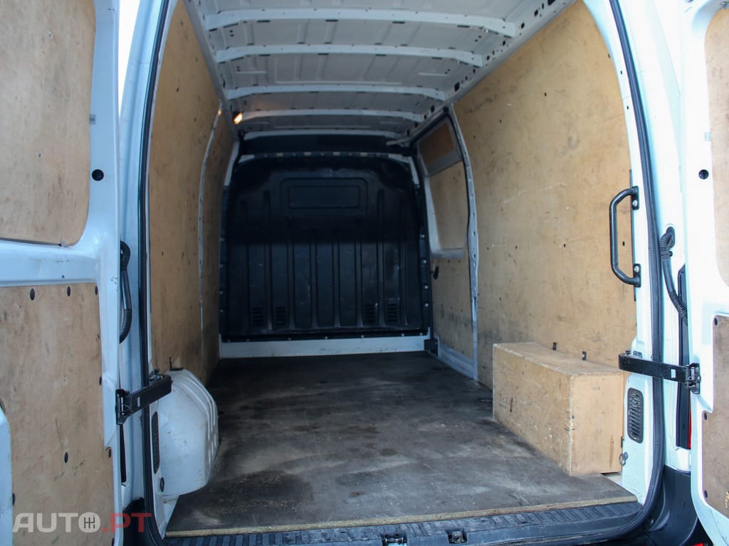 Renault Master 2.3 dCi L3H2 3.5T
