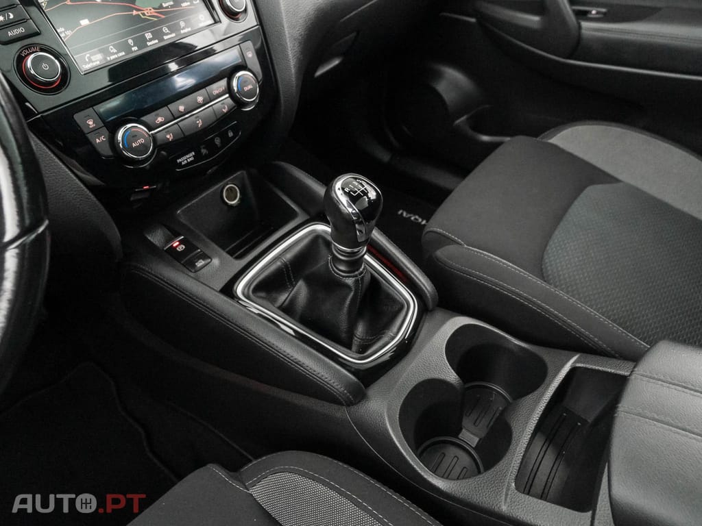 Nissan Qashqai 1.3 DIG-T N-Connecta