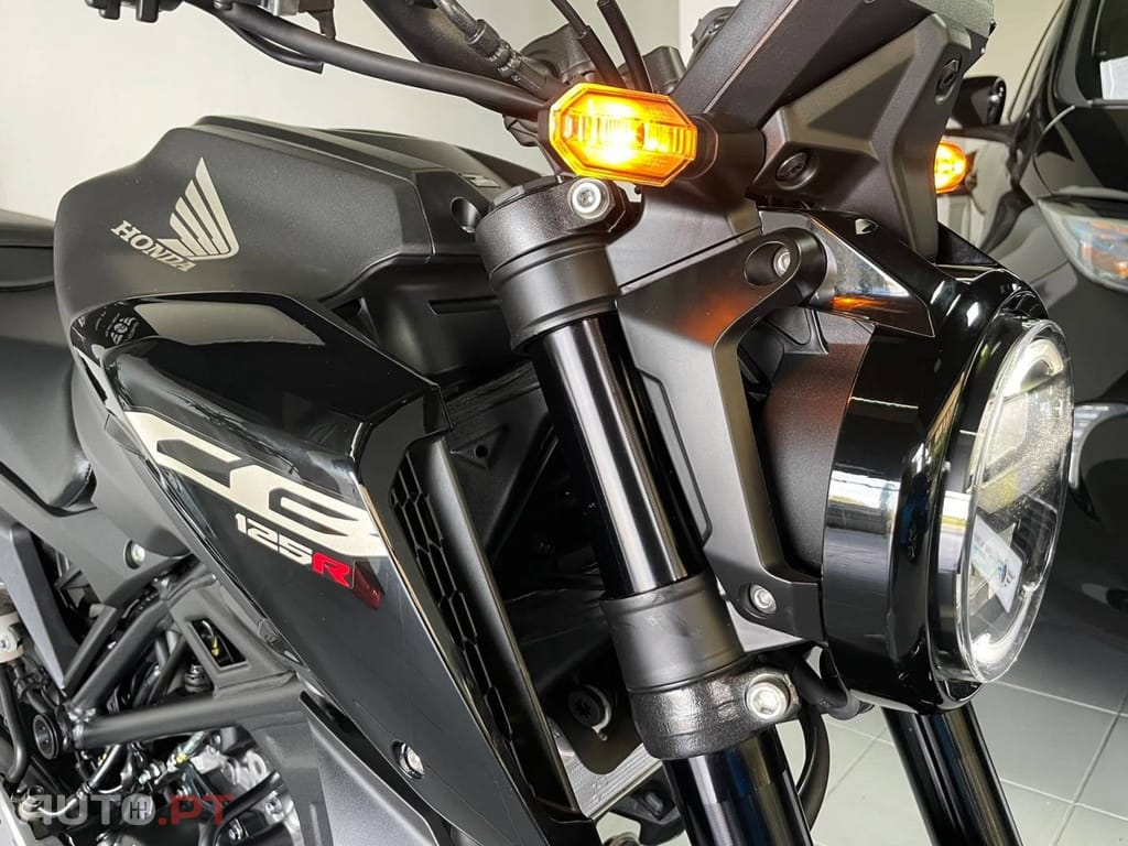 Honda CB 125 R