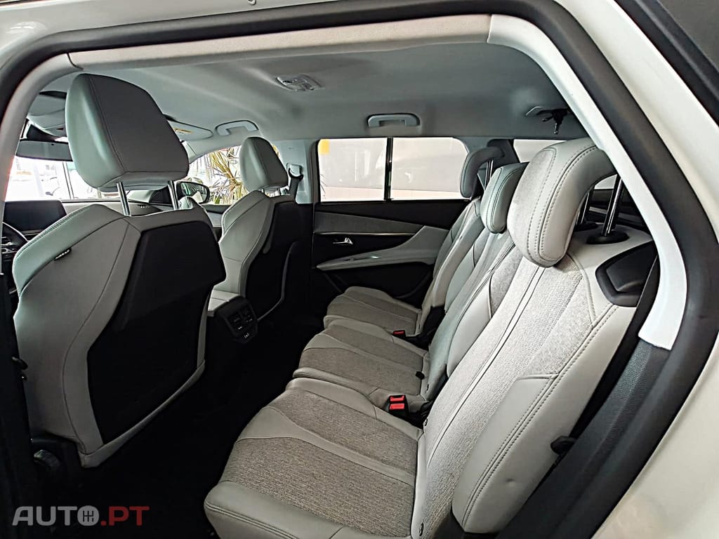 Peugeot 5008 1.5 BlueHDi Allure Pack EAT8