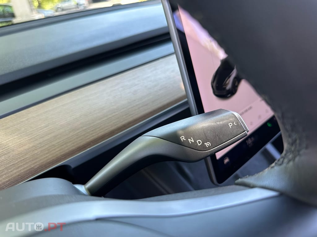 Tesla Model 3 Long-Range Dual Motor AWD