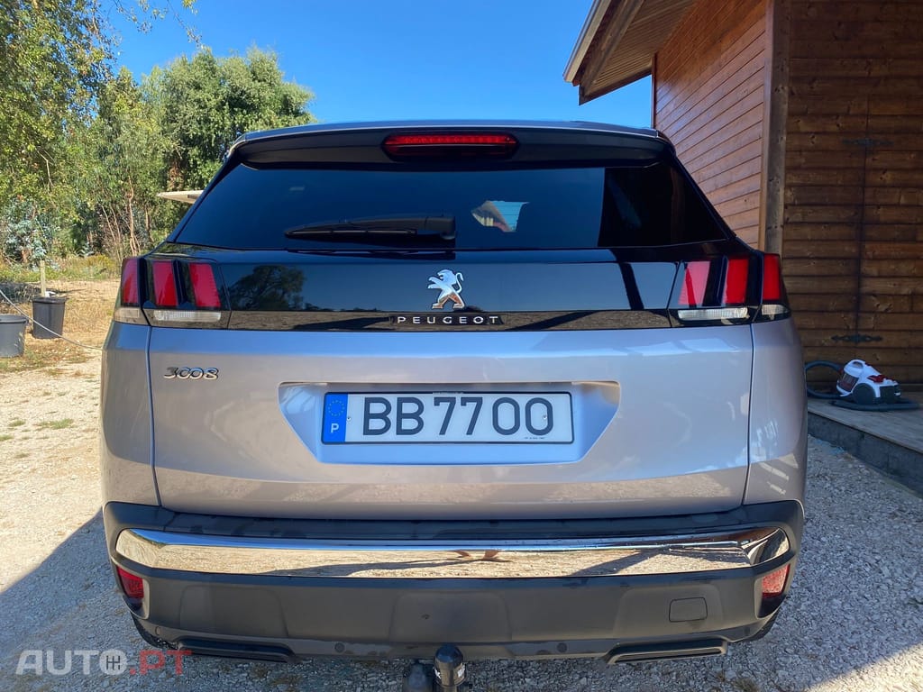 Peugeot E-3008 1500HDI