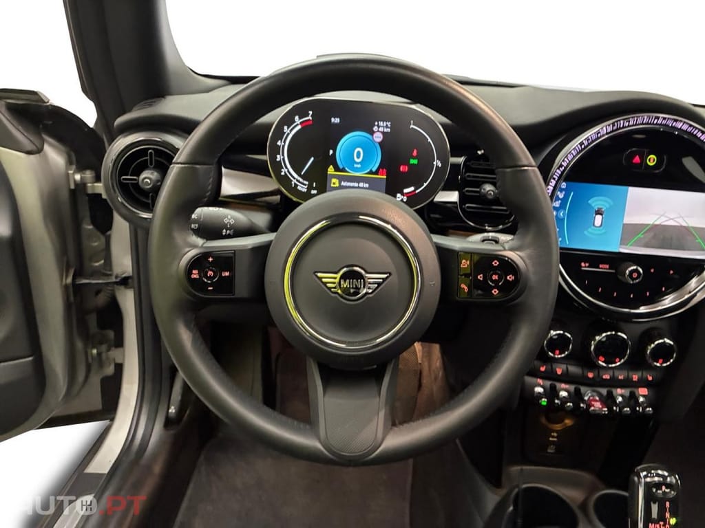 MINI One Cooper Premium Edition