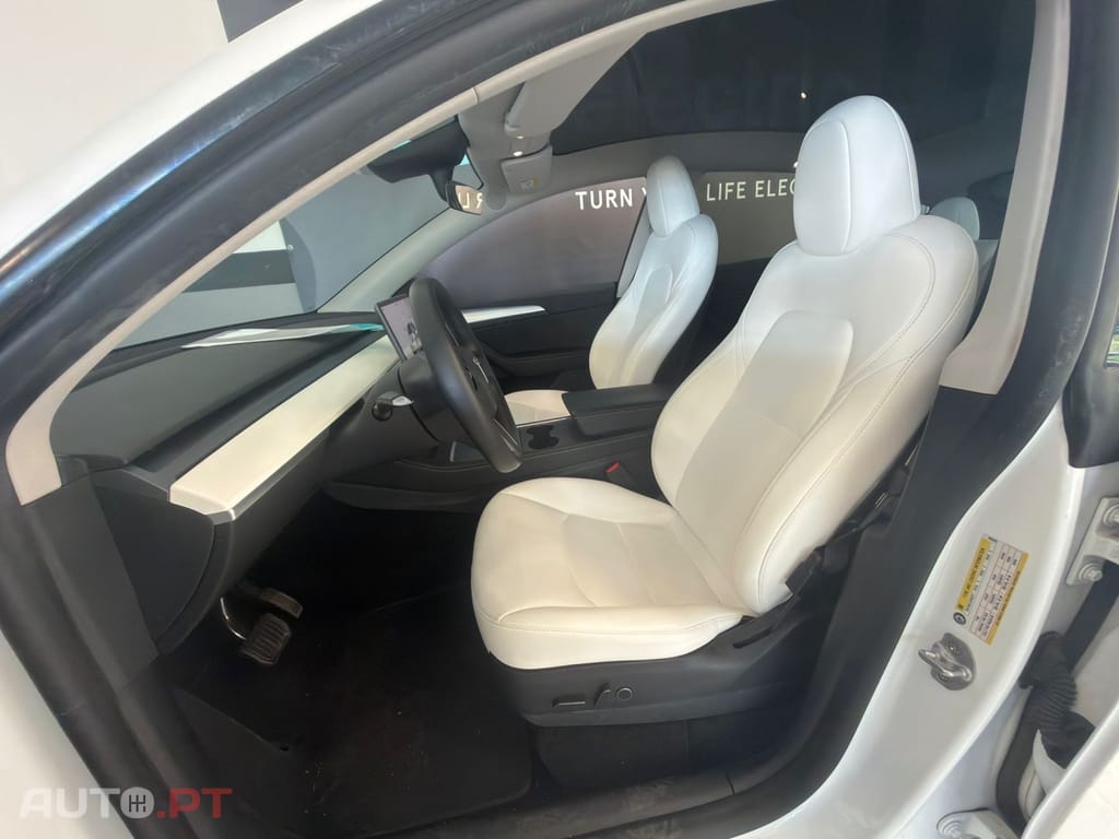 Tesla Model Y Tração Traseira