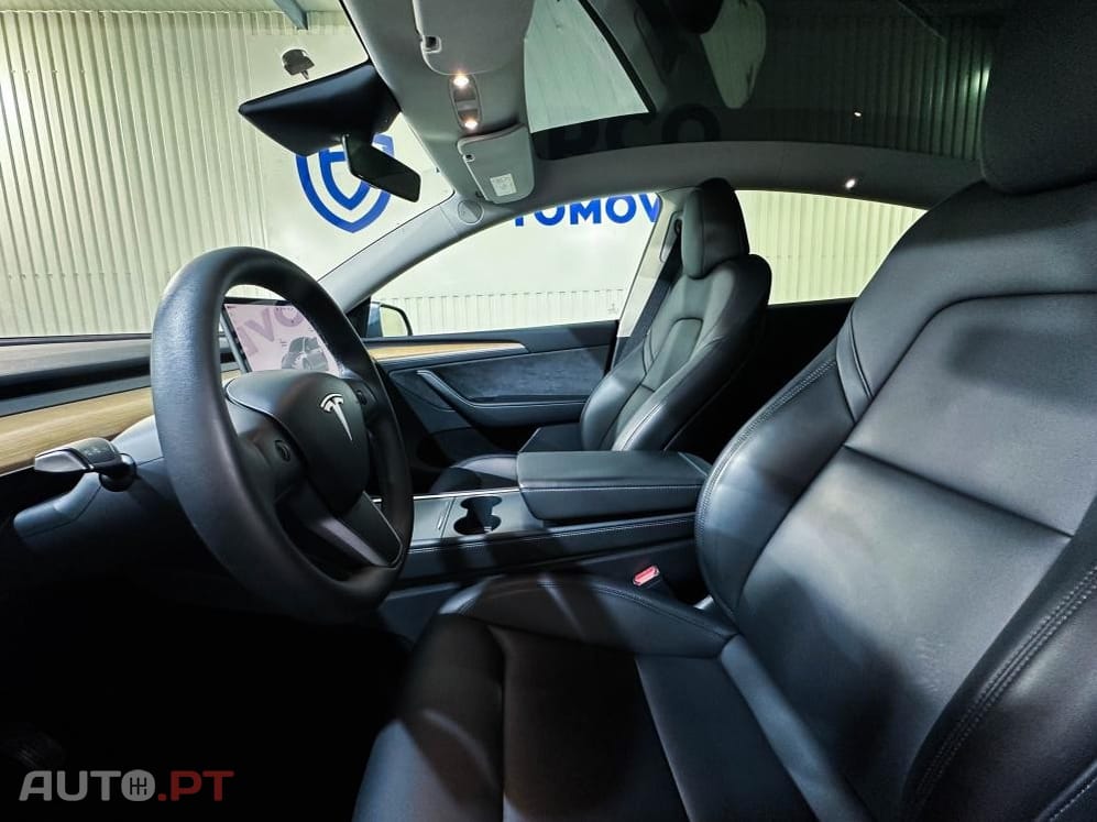 Tesla Model Y Long Range Dual Motor AWD