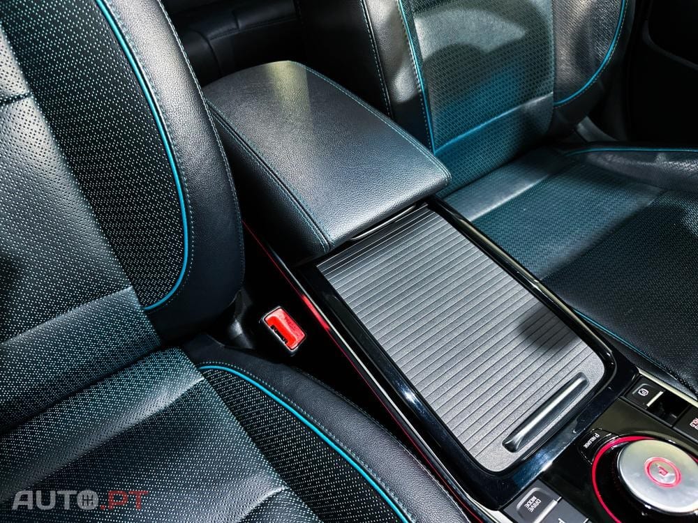 Kia Niro 64kWh Premium Pack