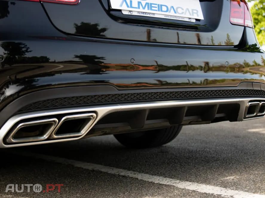 Mercedes-Benz E 220 BlueTEC 9G-TRONIC Avantgarde