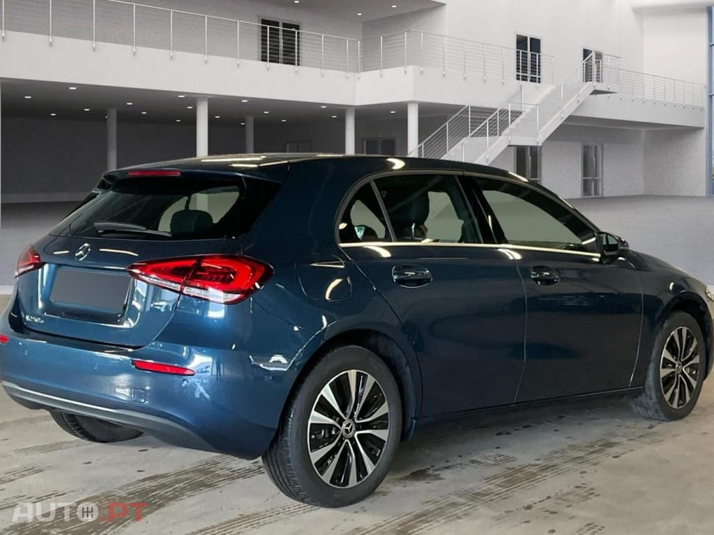 Mercedes-Benz A 250 e Style Plus