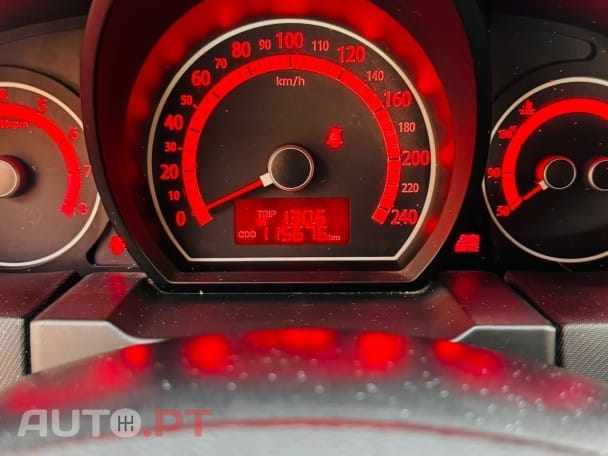 Kia Ceed S Coupé 1.4 CVVT EX ISG — fotografia 14