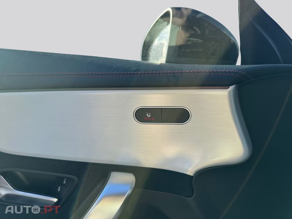 Mercedes-Benz CLA 250 e Coupé AMG 