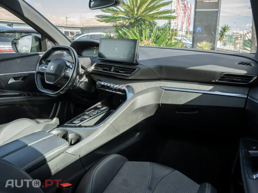 Peugeot 3008 1.6 Hybrid4 Allure Pack e-EAT8