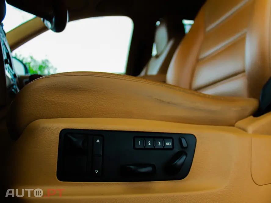 Porsche Cayenne Tiptronic