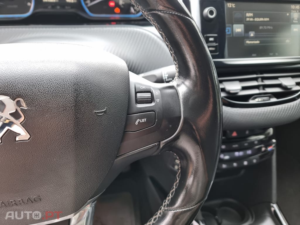 Peugeot 2008 1.6 BlueHDi Allure