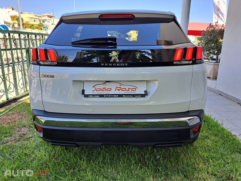 Peugeot 3008 1.5 BlueHDi Allure EAT8