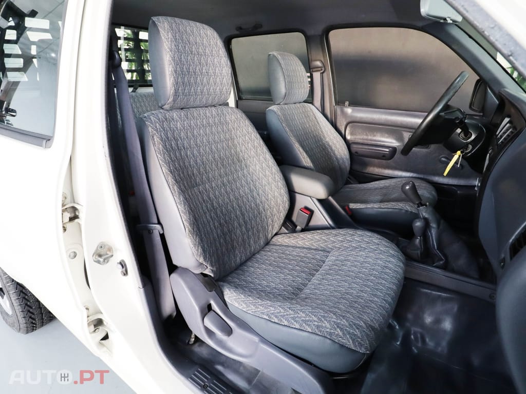 Toyota Hilux 2.5 D4-D CD CM