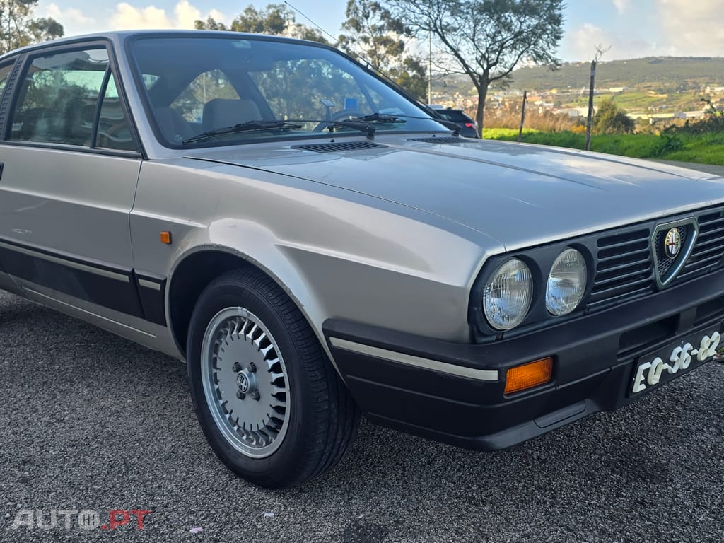 Alfa Romeo Sprint Veloce 1.3