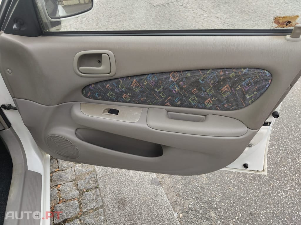 Toyota Corolla Liftback 1.3 Terra AC