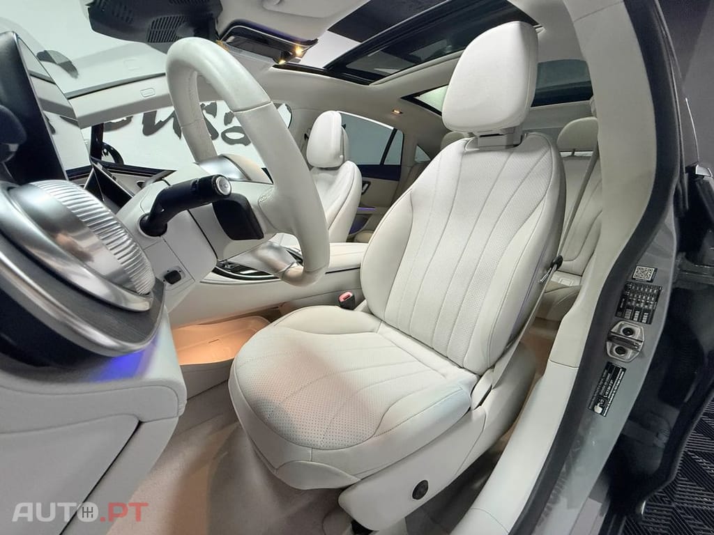 Mercedes-Benz EQE 350+ Edition Electric Art