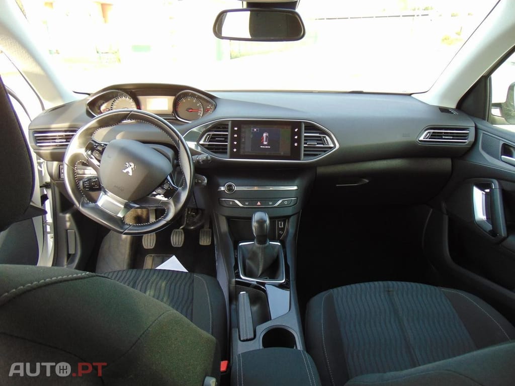 Peugeot 308 SW 1.2 PureTech Style