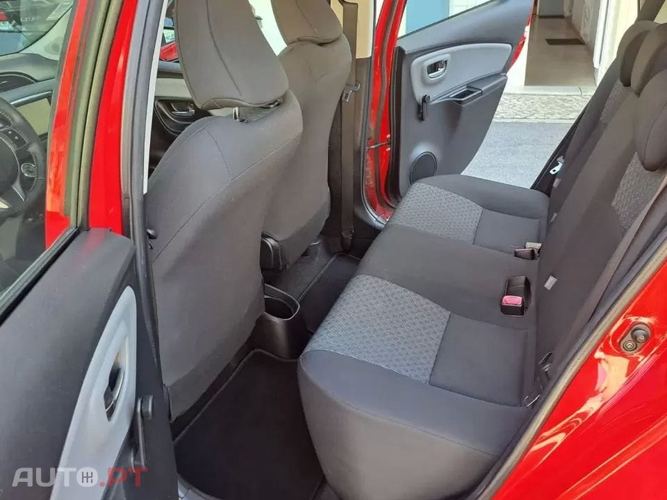Toyota Yaris 1.4 D-4D Comfort 99g