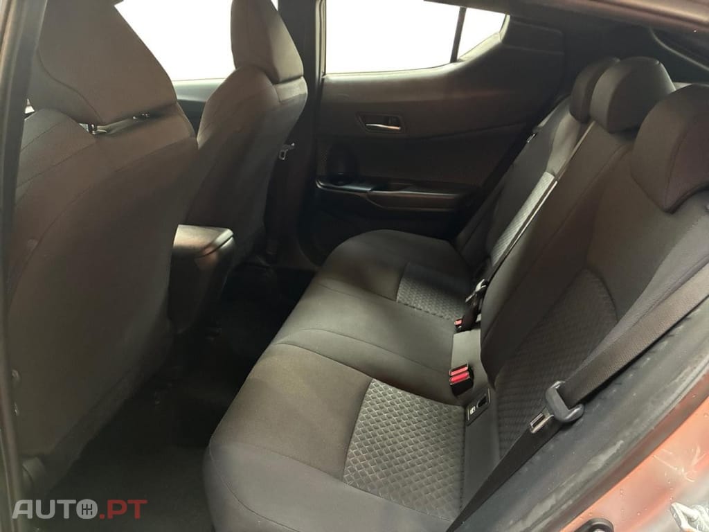 Toyota C-HR 1.8 Hybrid Edition