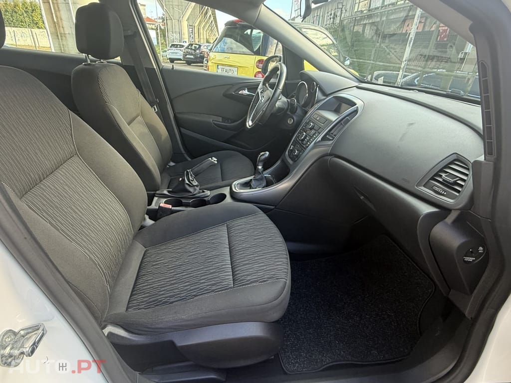 Opel Astra Caravan E