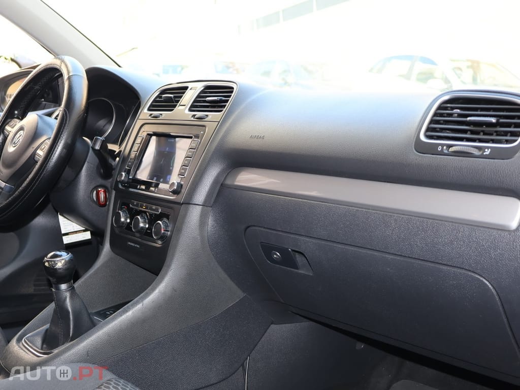 Volkswagen Golf 2.0 TDi Confortline