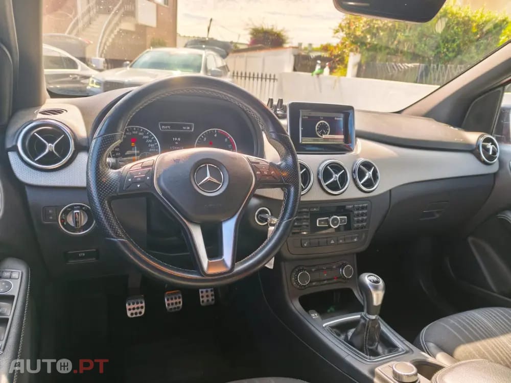 Mercedes-Benz B 200 CDI BlueEFFICIENCY