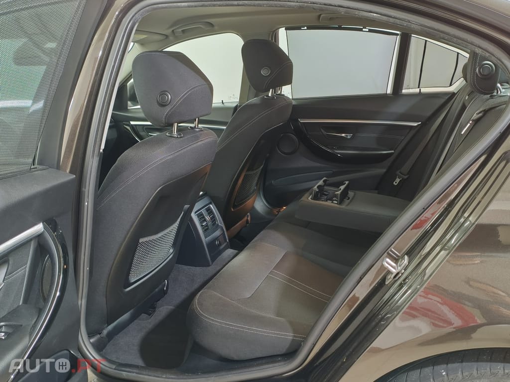 BMW 330 e iPerformance