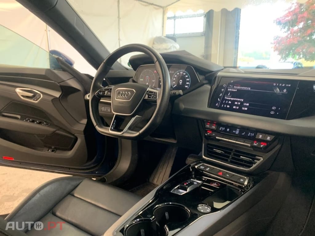 Audi E-Tron GT quattro