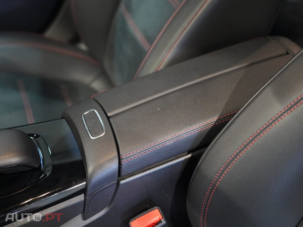 Mercedes-Benz A 250 AMG Line