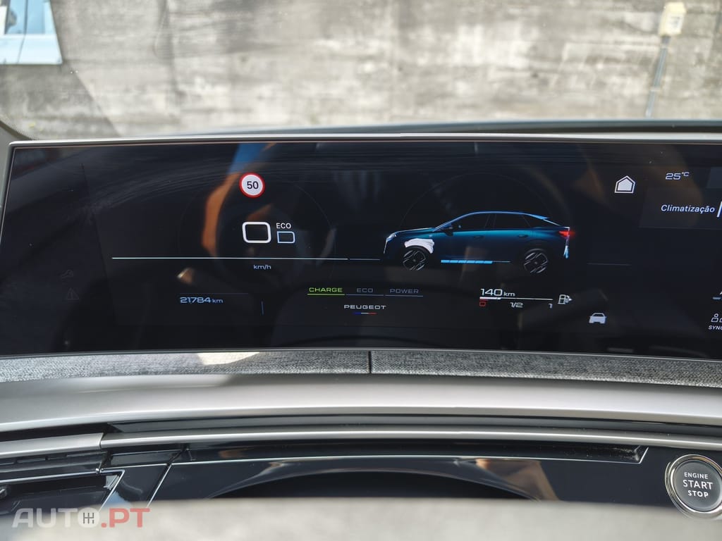 Peugeot 3008 1.2 Hybrid Allure e-DCS6