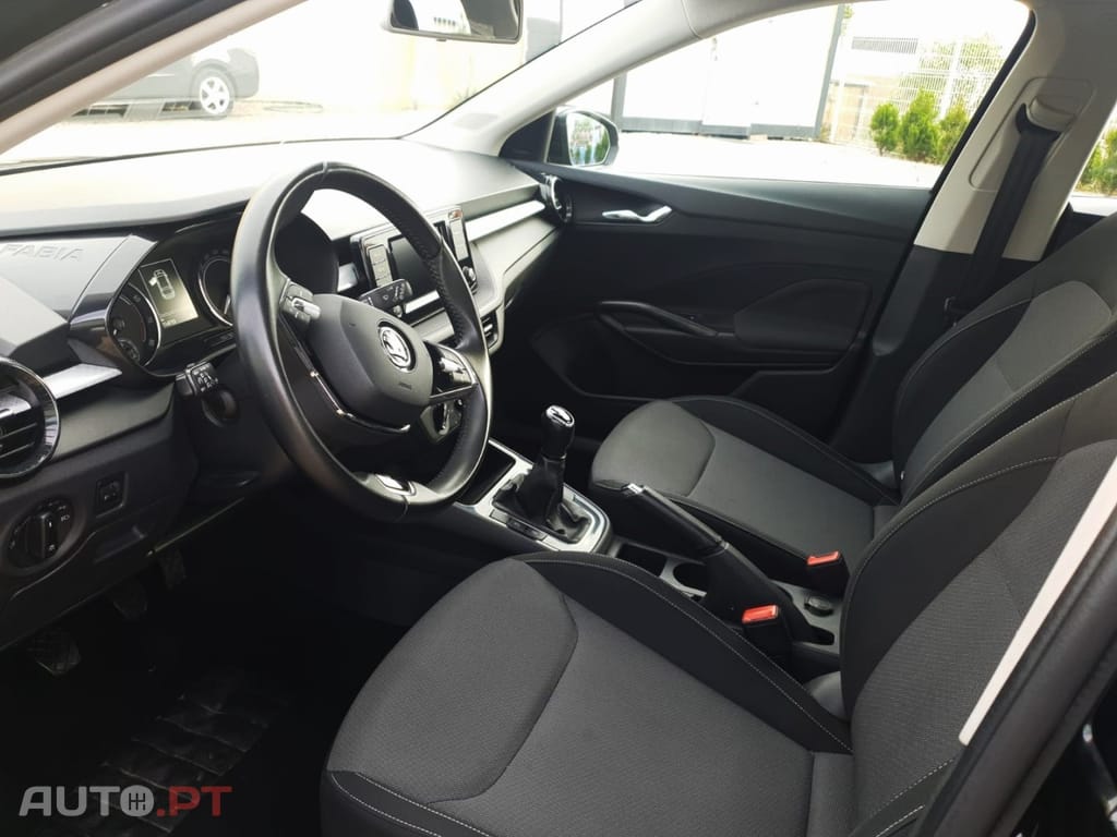 Skoda Fabia 1.0 MPI Selection