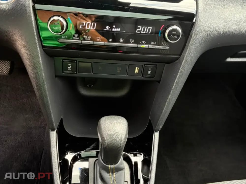 Toyota Yaris Cross 1.5 HDF Luxury