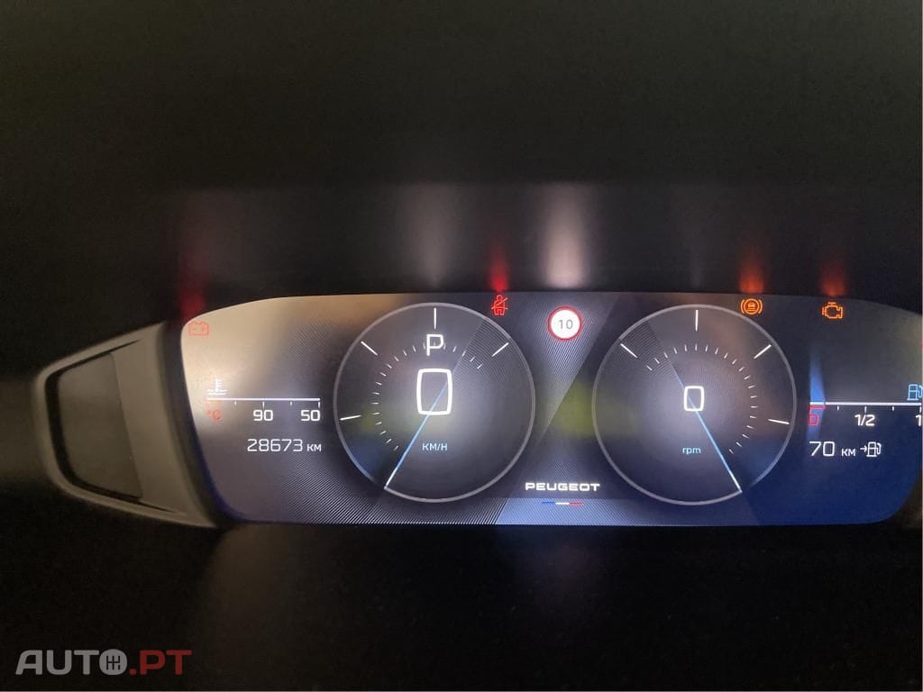 Peugeot 408 1.2 PureTech Allure EAT8