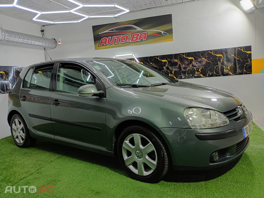 Volkswagen Golf 1.9 TDi 6V Confortline