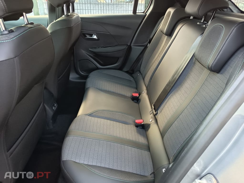Peugeot E-208 50 kWh Allure