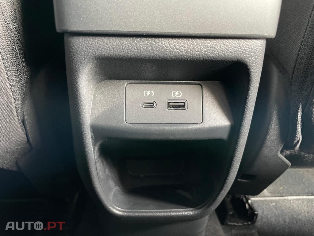Nissan Juke 1.0 DIG-T N-Connecta NAV.