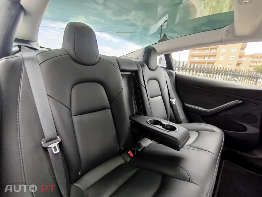 Tesla Model 3 Long-Range Dual Motor AWD