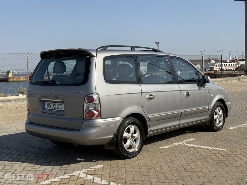 Hyundai Trajet 2.0 CRDi GL