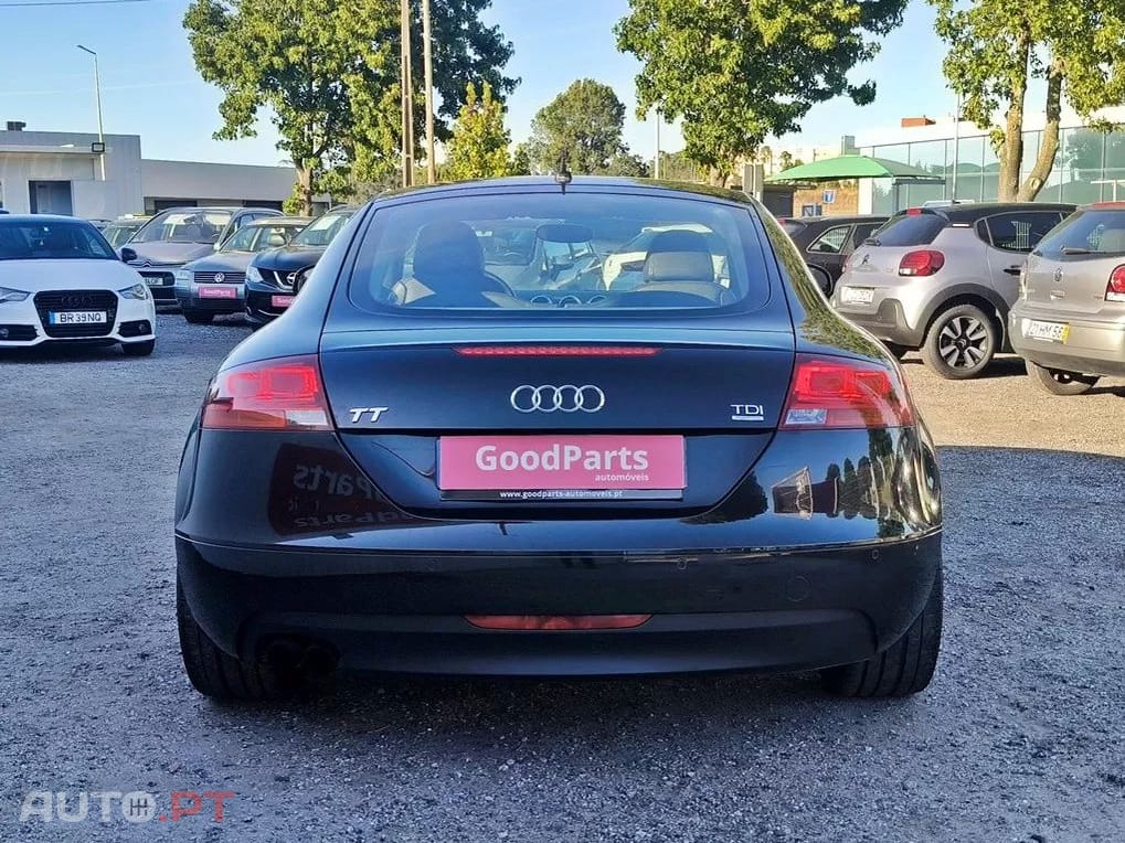 Audi TT 2.0 TDI quattro — fotografia 6