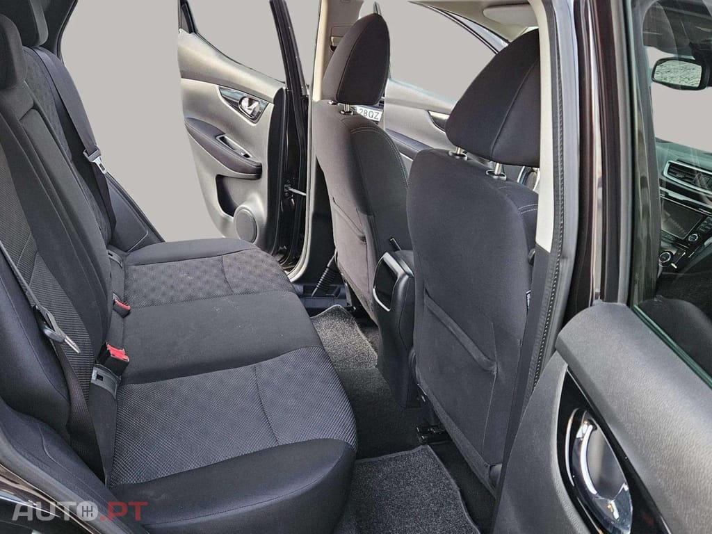 Nissan Qashqai 1.5 dCi Tekna J19