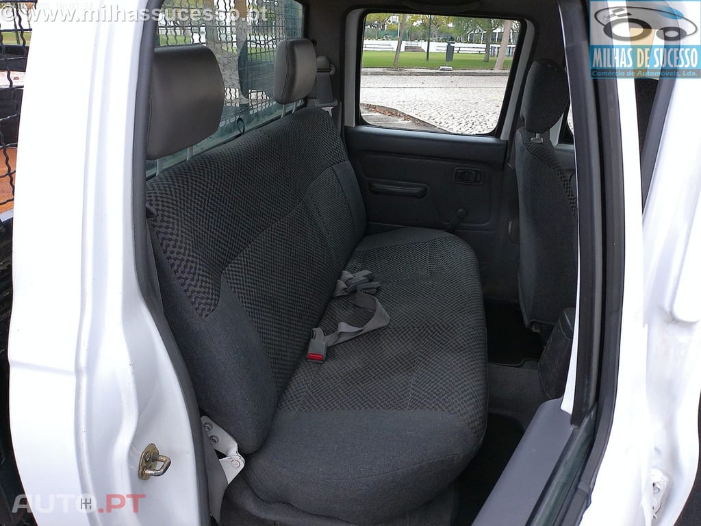 Nissan Navara D22 2.5D 4x2 C/D 5 Lug