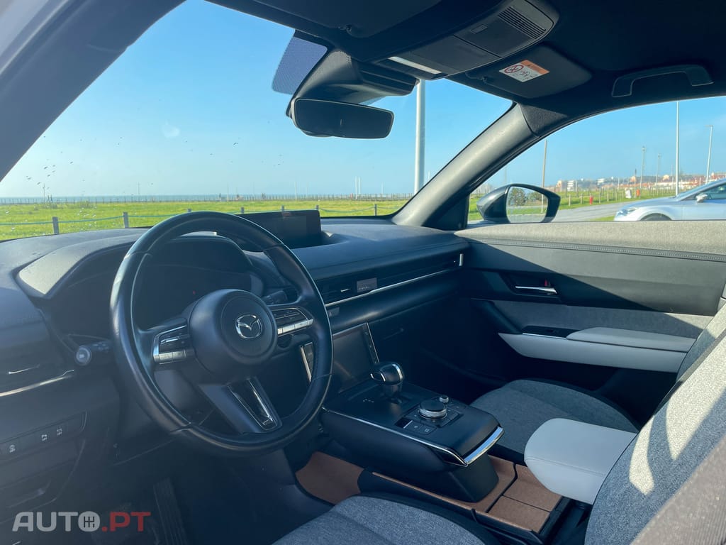 Mazda MX-30 e-SKYACTIV