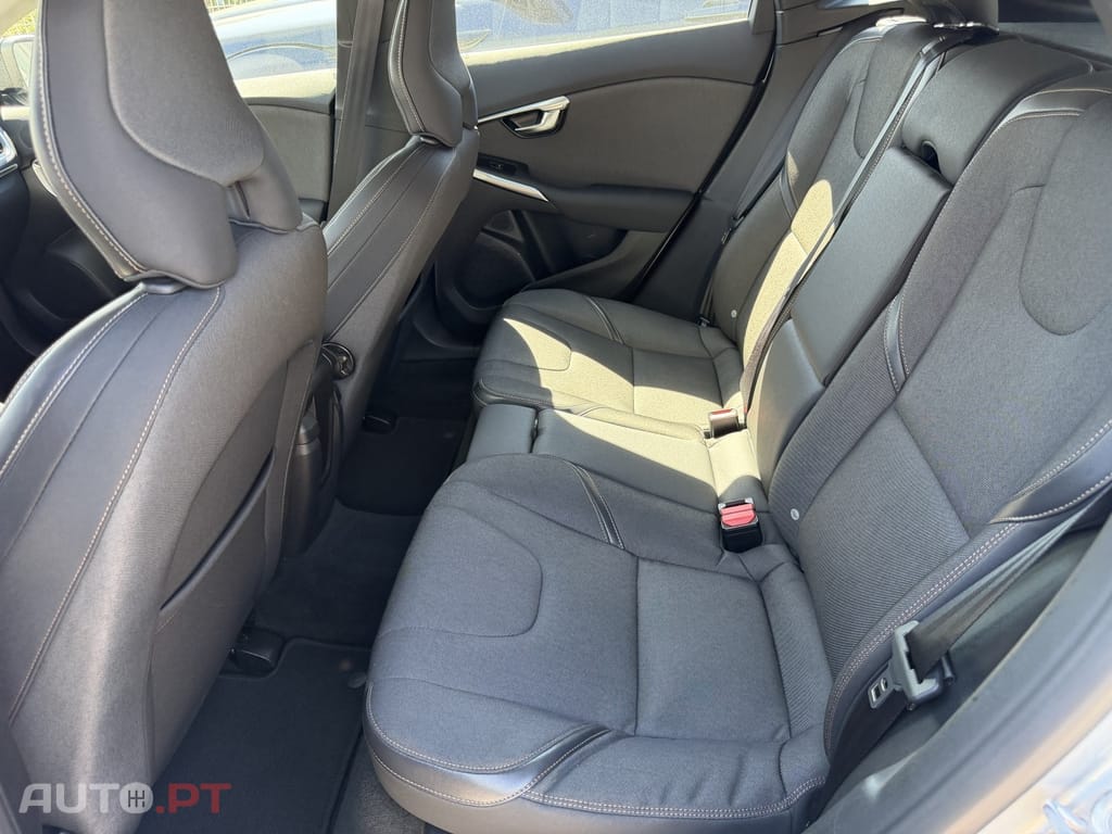 Volvo V40 Cross Country 2.0 D2 Plus Geartronic