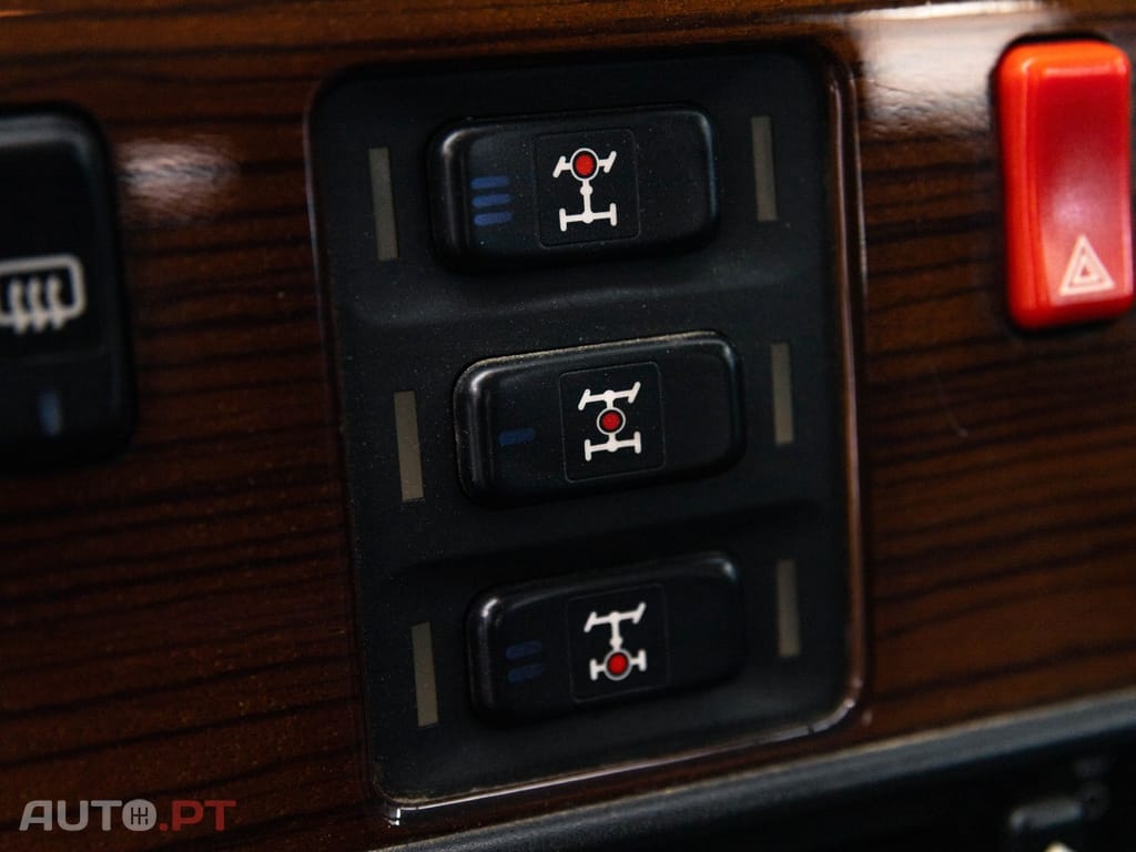 Mercedes-Benz G 320 Auto